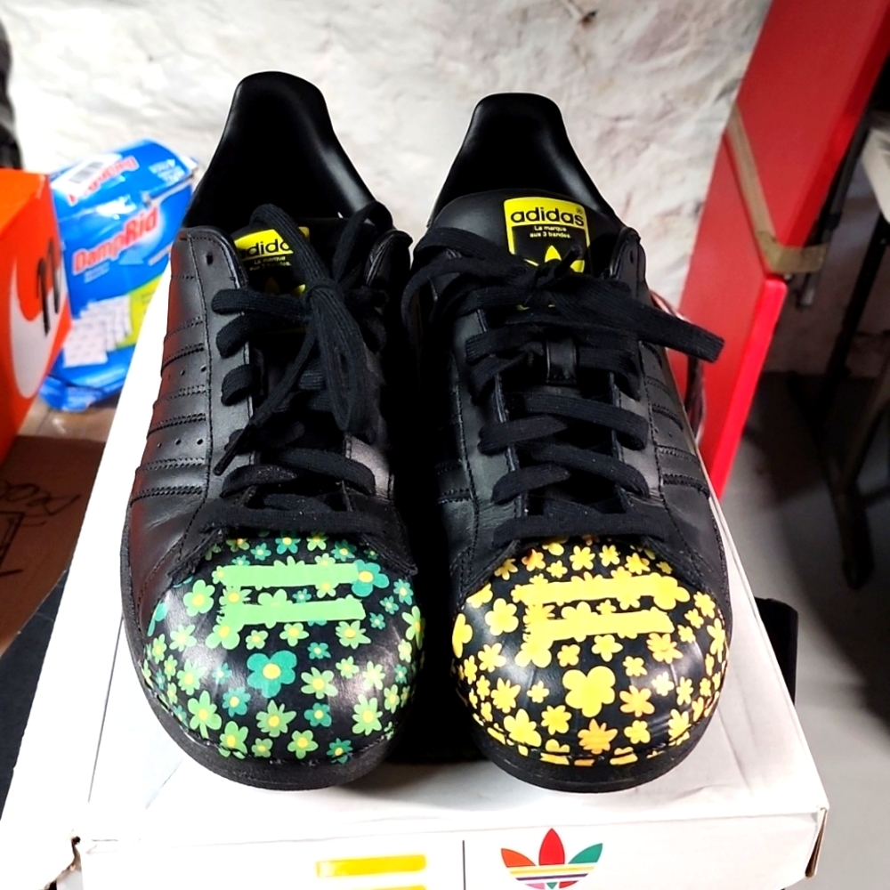 Pharrell Adidas